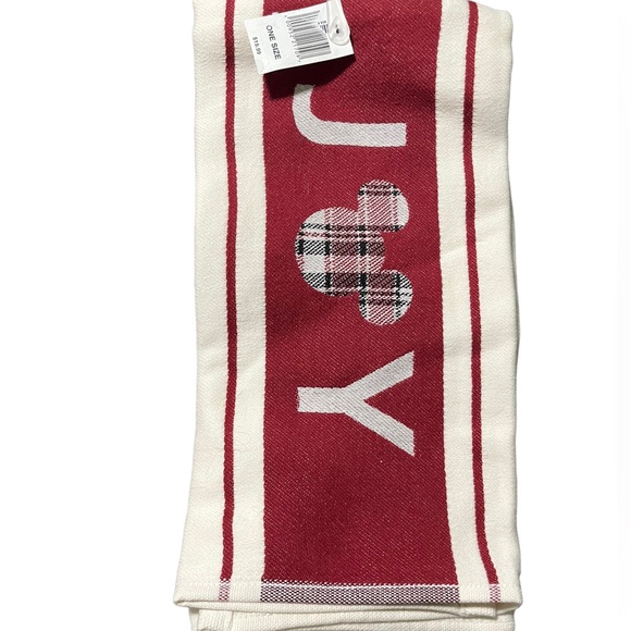 DISNEY HOME KITCHEN TOWEL - Picture 1 of 3